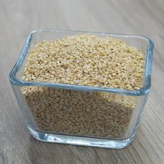 Sezam natural. neloupaný - volně